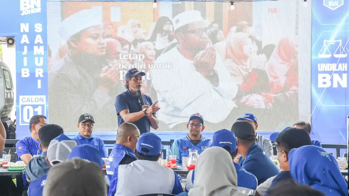 Khairy Wants Equivalent Candidate for Any Debate With Johor BN Chief Onn Hafiz