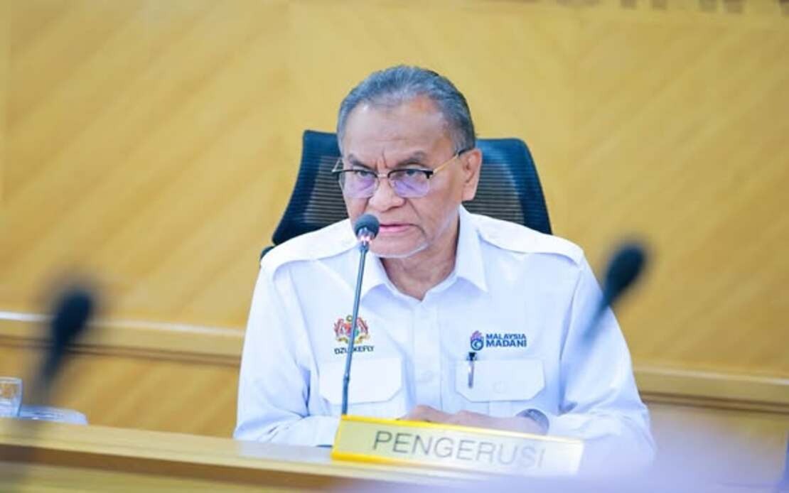 Health Ministry Cracks Down on 1,300 Stalled Projects, Warns of Contract Terminations