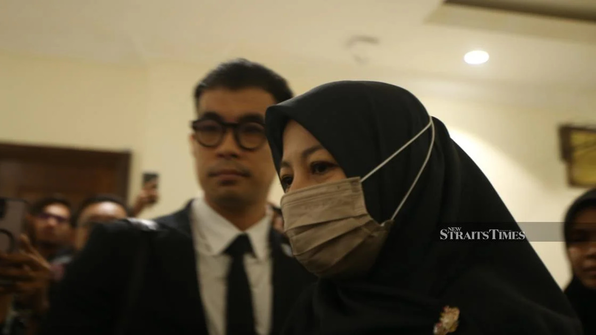 Mother of Late Zara Qairinah Mahathir Expresses Deep Regret Over School Choice