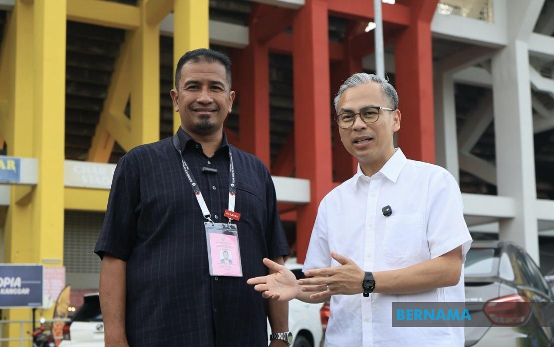 Fahmi Urges Mature Campaign Conduct After PH Billboards Vandalised in Negeri Sembilan Race