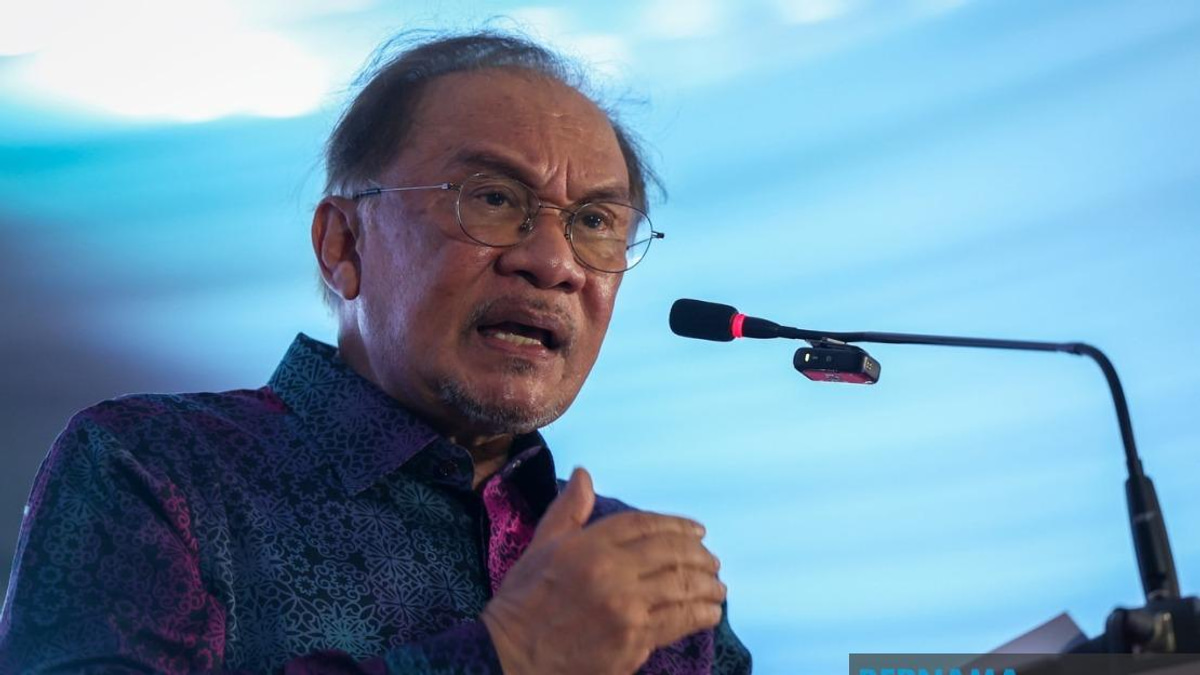 Political Differences Should Not Block Cooperation for People's Benefit, Says PM Anwar
