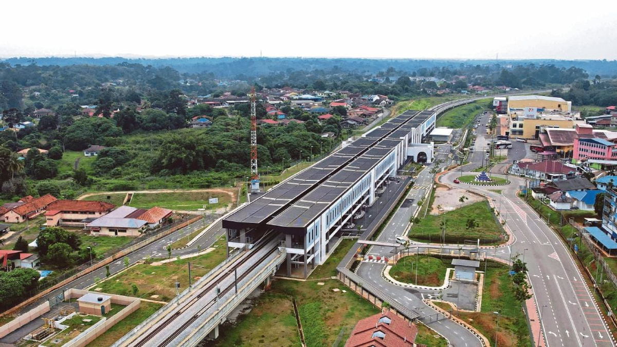 KTMB Expands ETS Capacity and Cuts Fares for Johor Election Voters