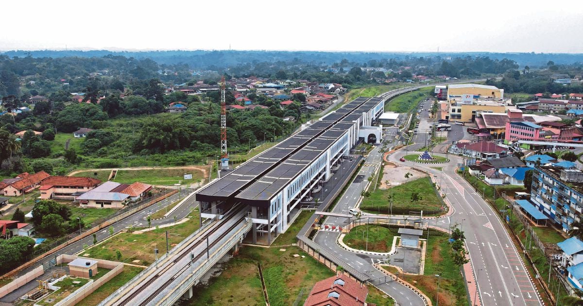 KTMB Expands ETS Capacity and Cuts Fares for Johor Election Voters