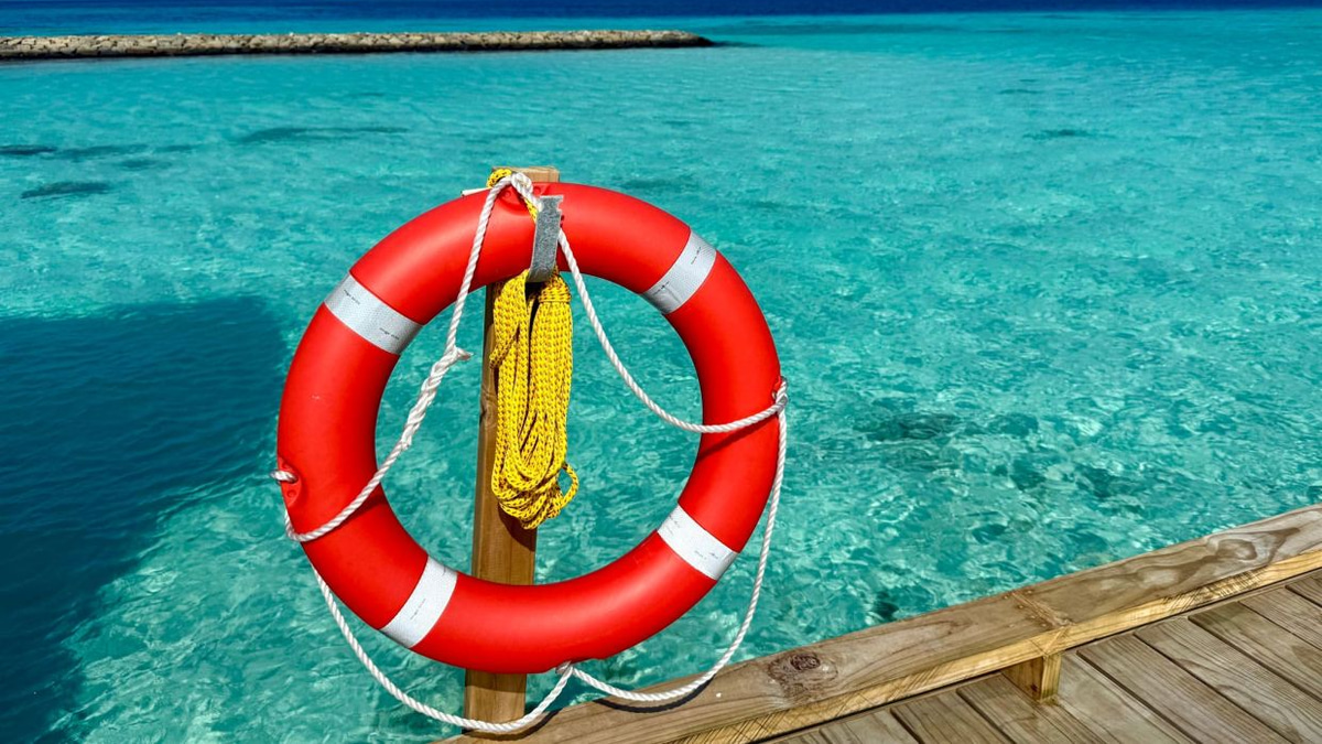 Open-Water Swimming Safety: Essential Tips for Malaysian Beachgoers and Inland Swimmers