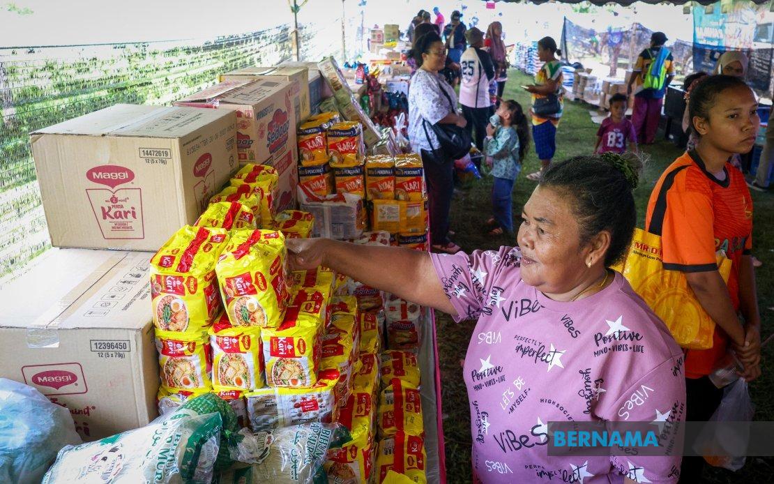 PJRM Brings Cheaper Essential Goods to Remote Orang Asli Settlement in Gua Musang