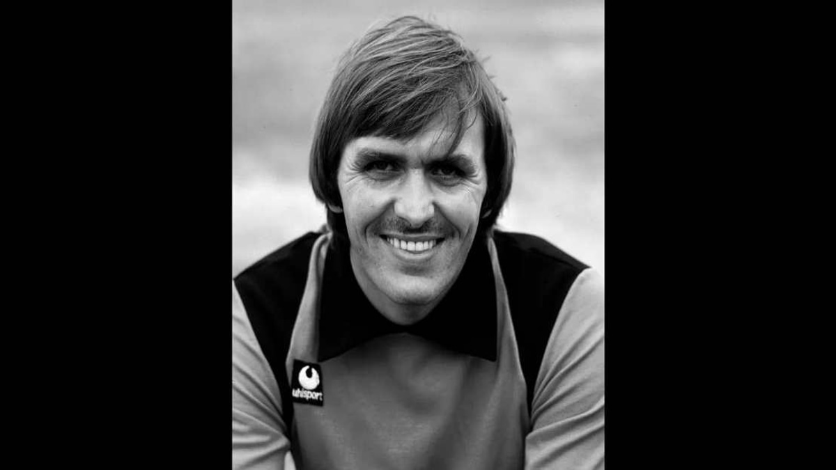 Jimmy Rimmer, Aston Villa's Unfortunate European Cup Winner, Dies at 78