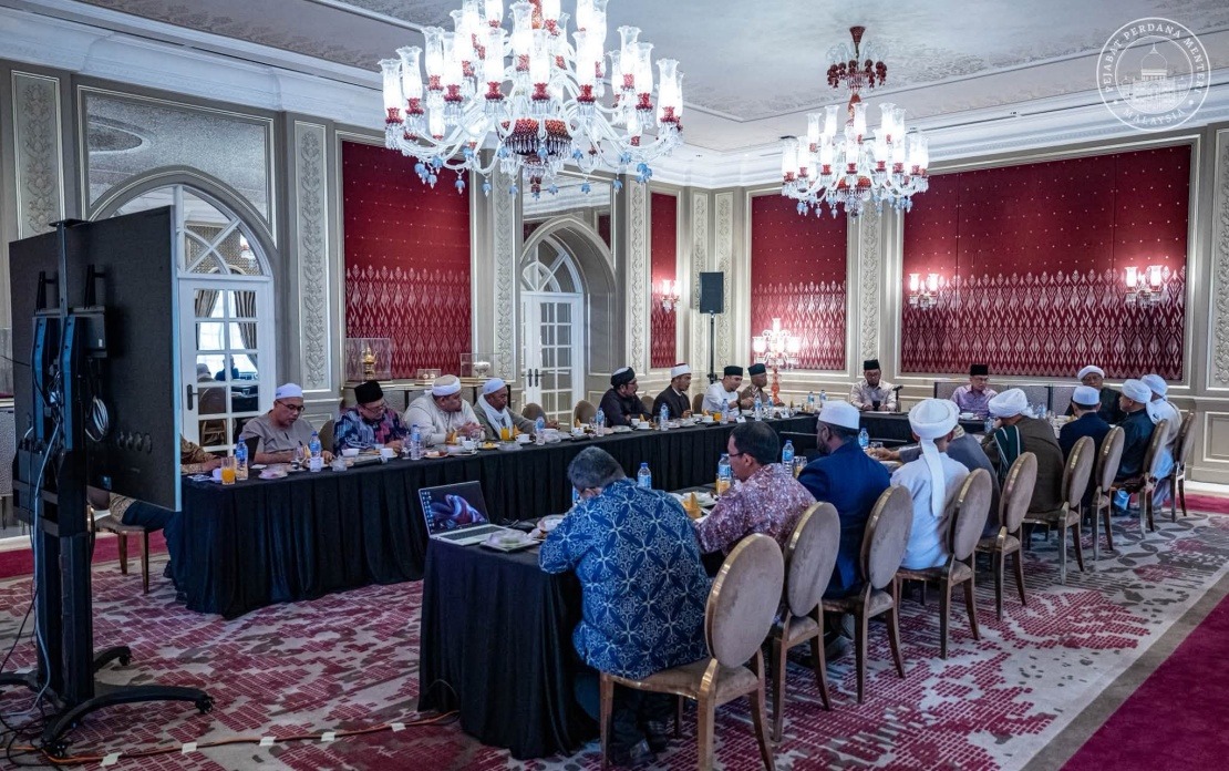 Anwar Emphasises Engagement With Islamic Scholars as Key to Governance