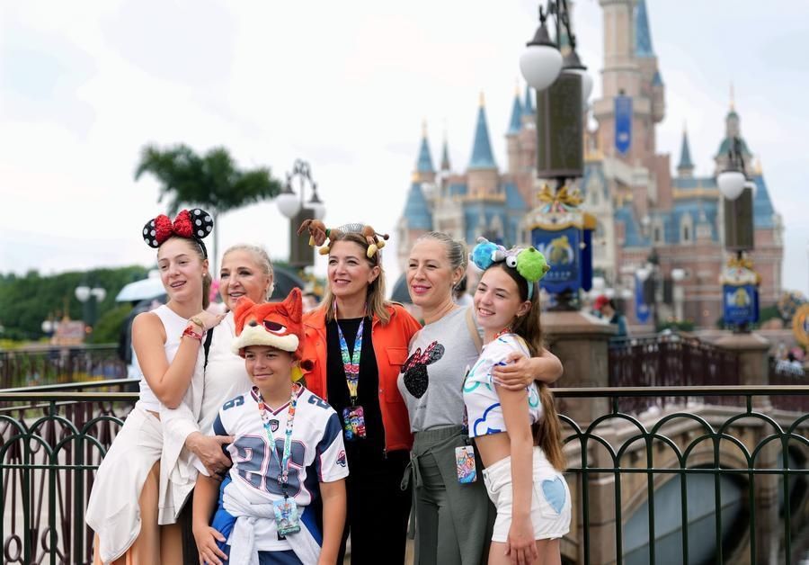 China's Expanding Visa-Free Access Drives Record Foreign Visitor Numbers