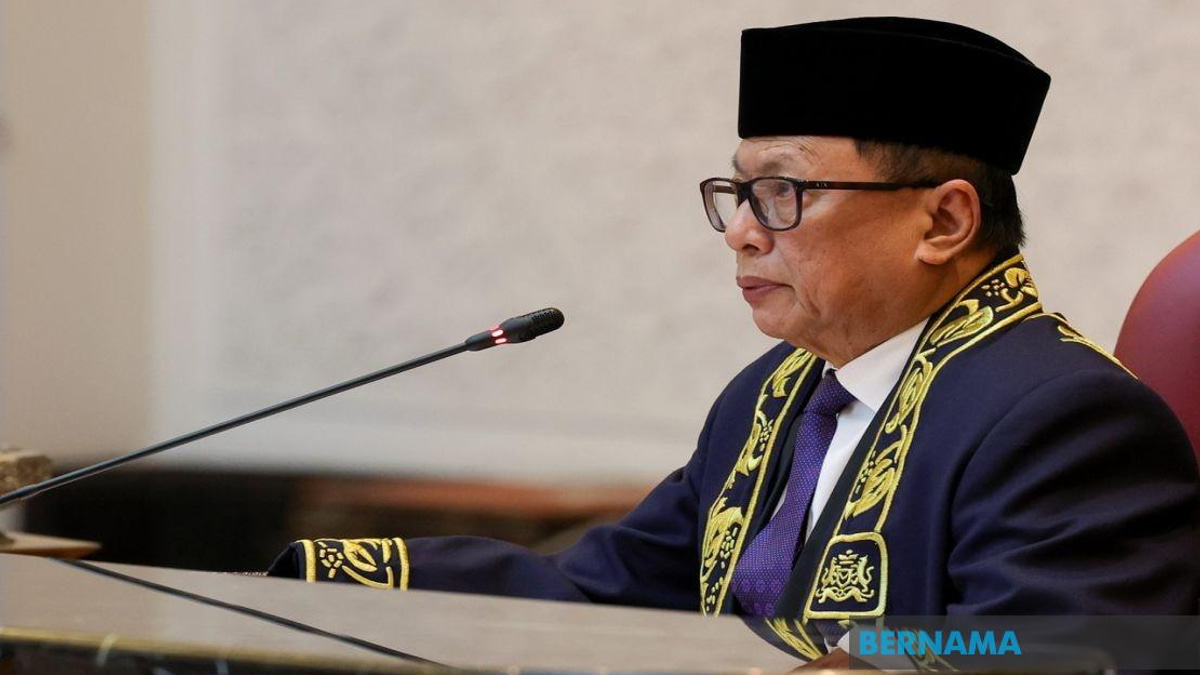 Puad Zarkashi Quits UMNO, Accuses Johor Chief Onn Hafiz of Lacking Independence