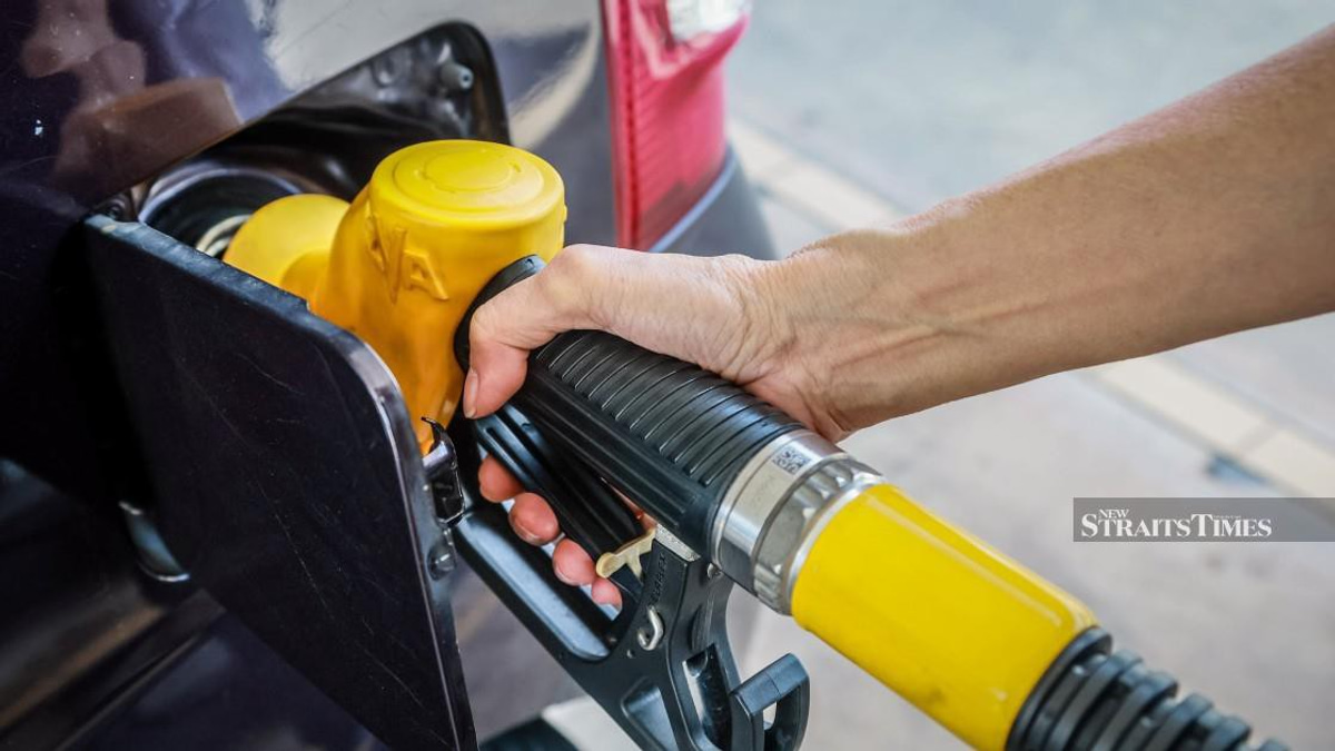 Malaysia Absorbs Oil Price Spike With RM50 Billion Annual Subsidy to Keep RON95 at RM1.99