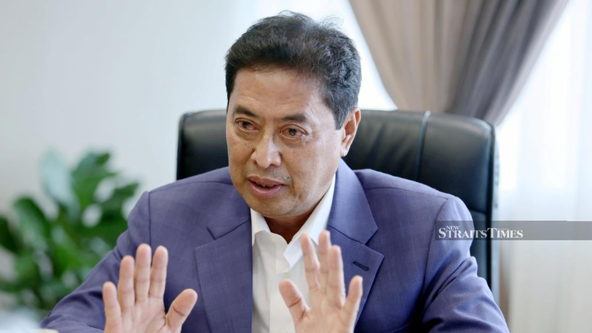 Azam Baki denies involvement in RM178 million contract awarded to brother's company