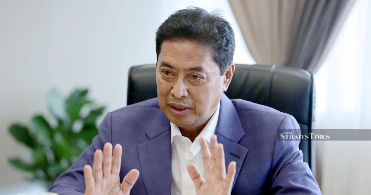 Azam Baki denies involvement in RM178 million contract awarded to brother's company