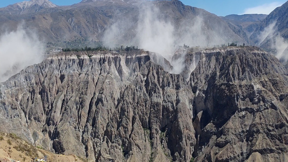 Major 6.7 Magnitude Earthquake Strikes Southern Peru; Authorities Call for Public Preparedness