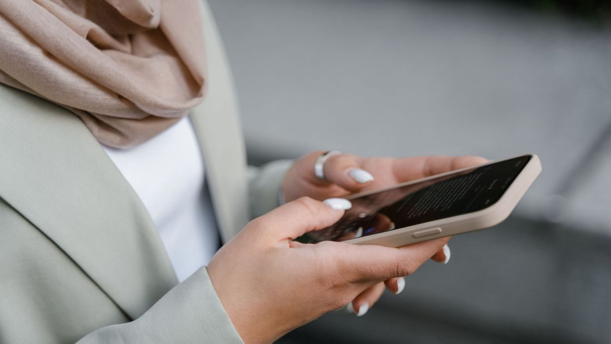 Love in the Code: How Malaysian Tech Entrepreneurs Are Building Apps for Their Wives