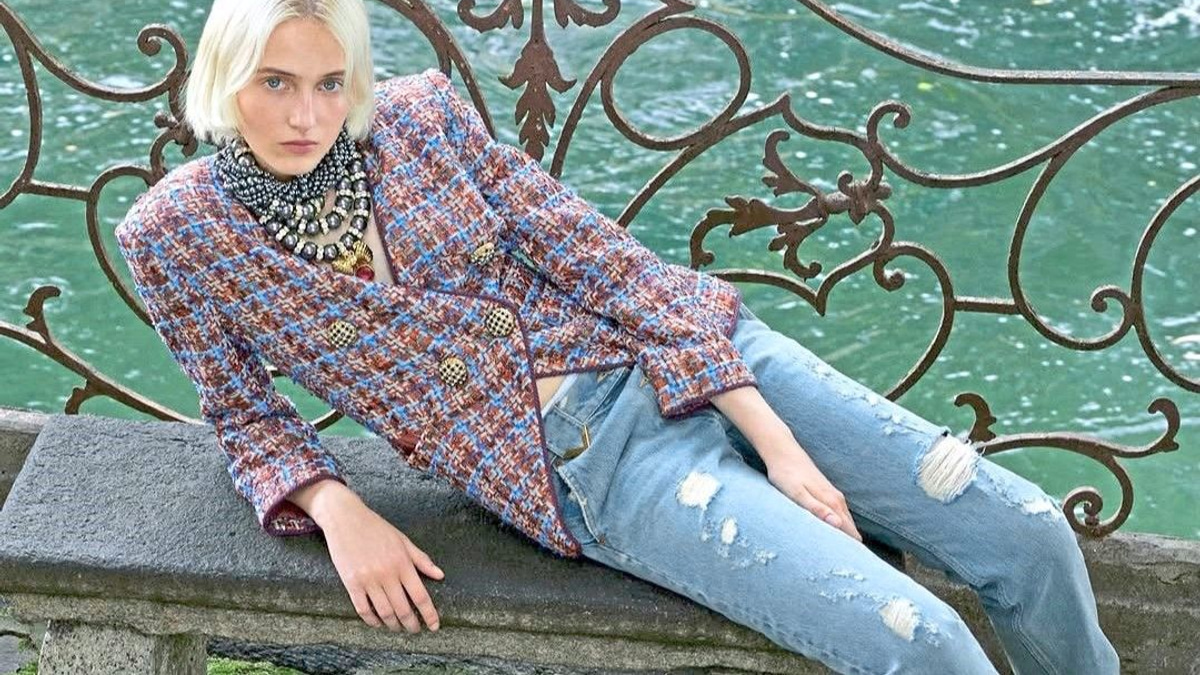 The Paradox of Luxury: Why High Fashion Now Celebrates Damage and Decay