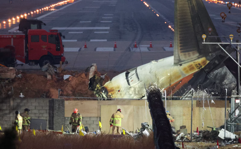 Police expand Jeju Air crash investigation with raids on airport operator and transport ministry