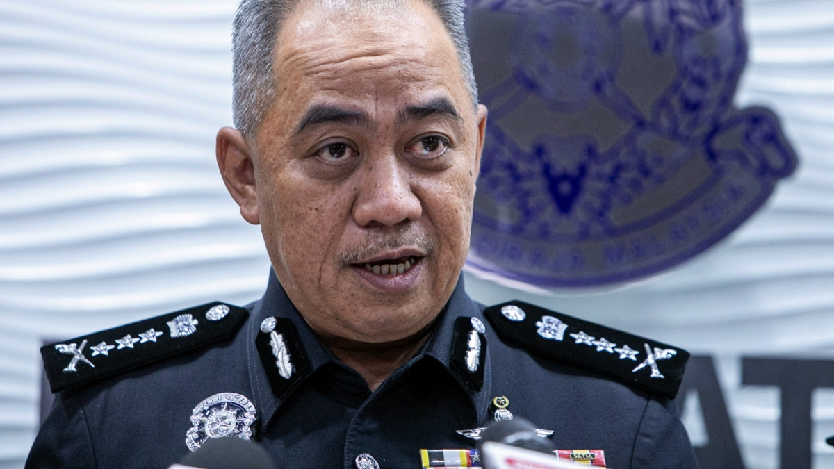 Perak Police Dismantle Suspected Romance Fraud Operations, Detain 12 Chinese Nationals