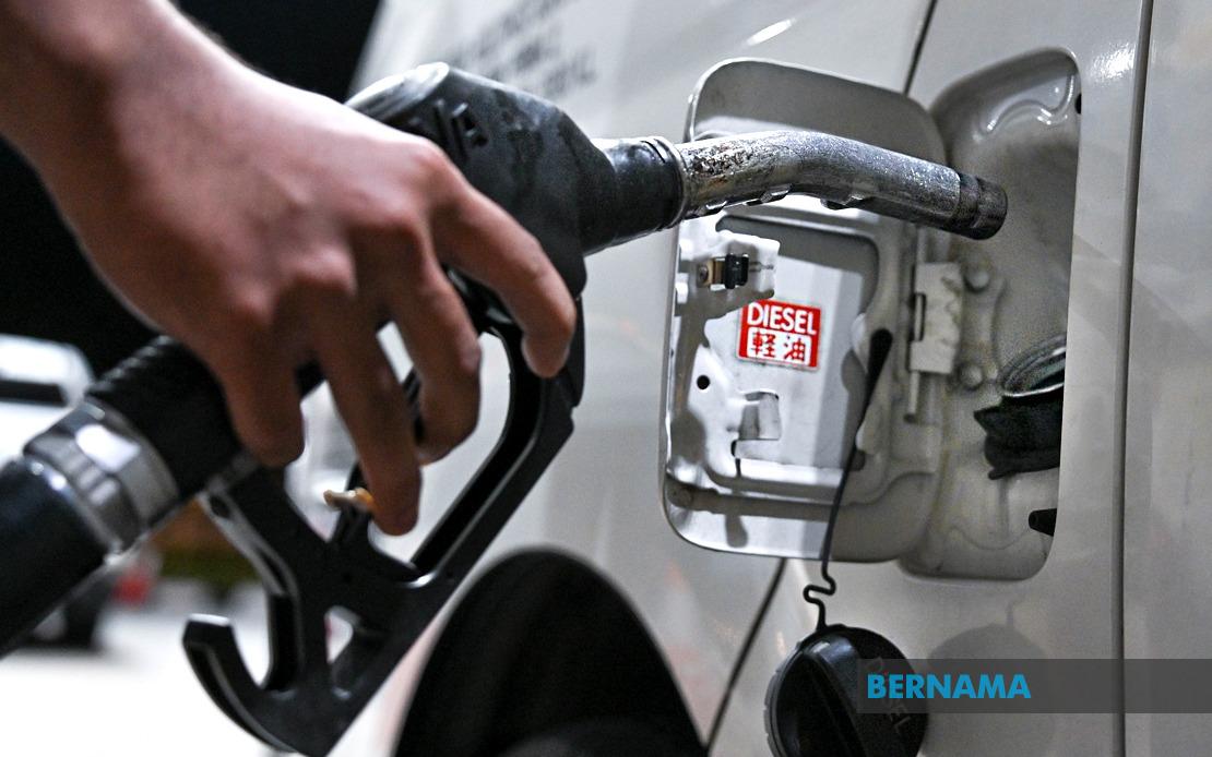 Diesel Price Cut to RM2.10 Signals Direct Economic Relief for Malaysians