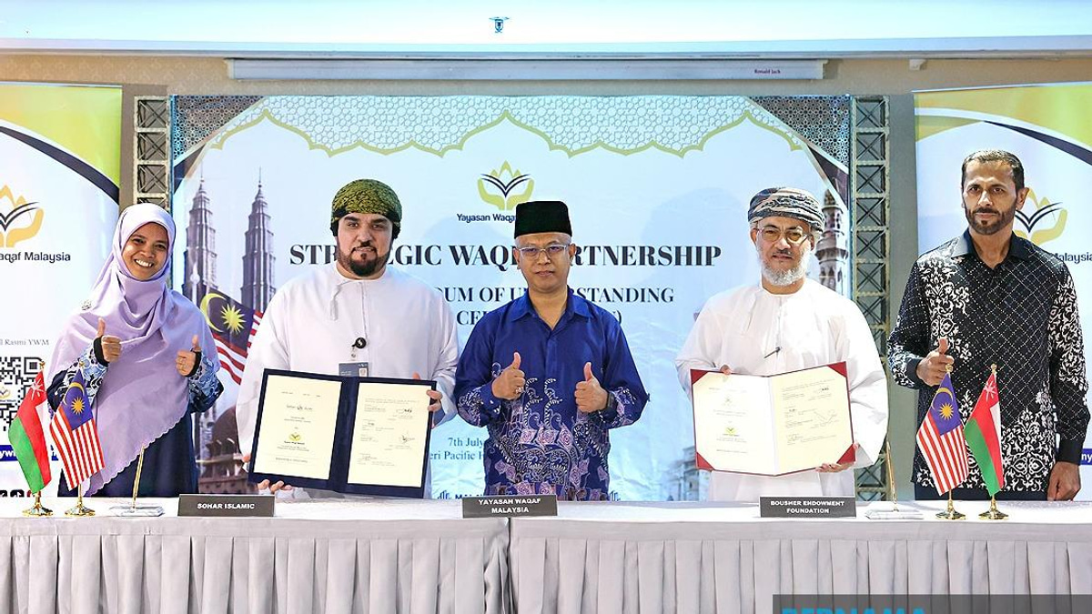 Malaysia Exports Waqf Expertise to Oman in Islamic Finance Push