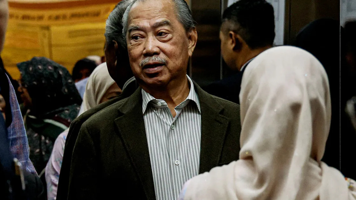 Contractors told to donate to Bersatu to secure Jana Wibawa projects, court hears