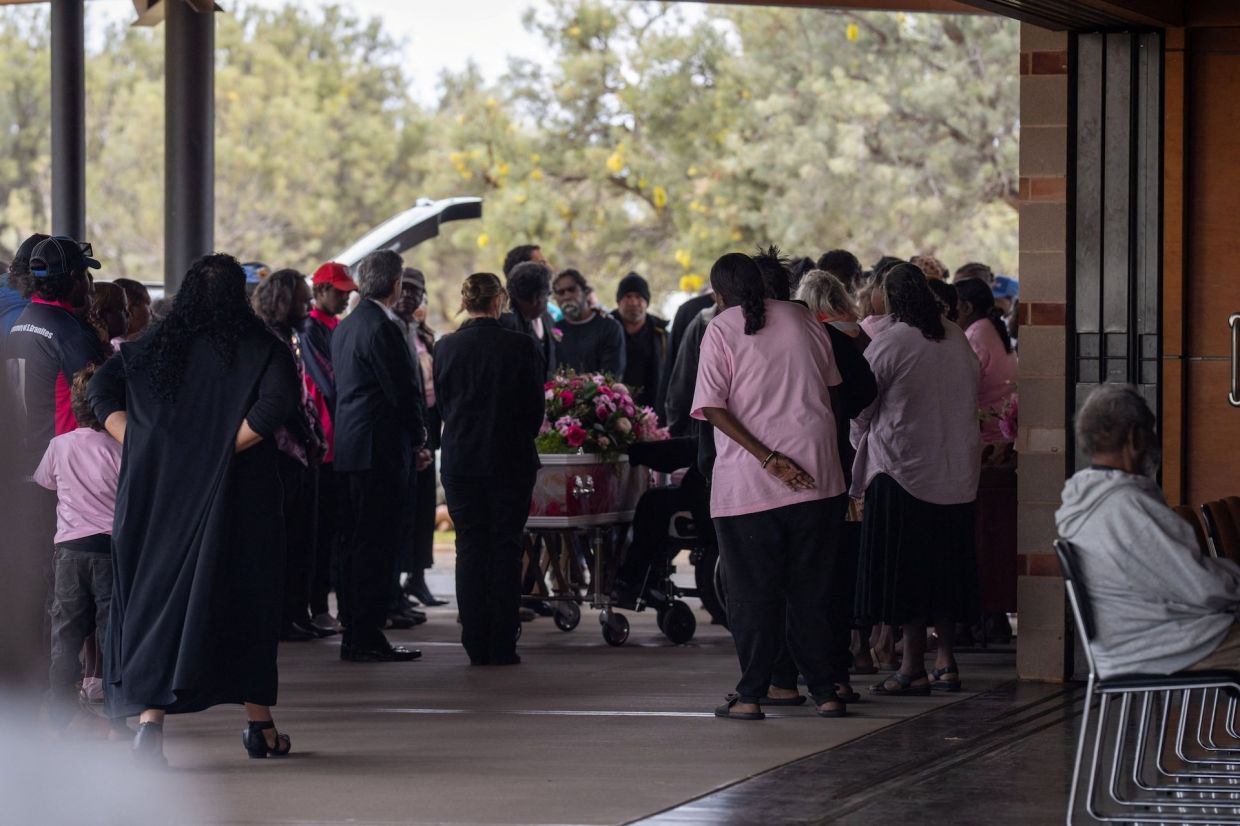 Alice Springs farewells Indigenous girl whose death ignited outback unrest