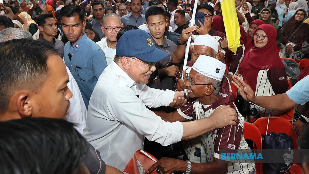 Malaysia Bolsters FELDA Community Welfare with RM29 Million in New Initiatives