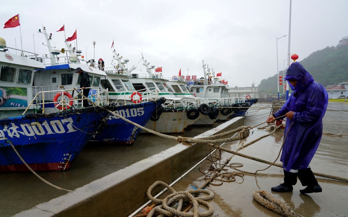Zhejiang Escalates Typhoon Dolphin Alert as Coastal Threat Intensifies