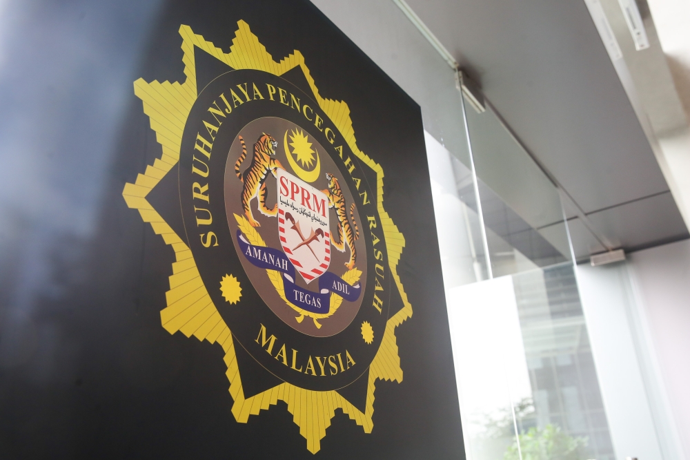MACC grills ex-CFO for third session over RM370m Tabung Haji share transaction