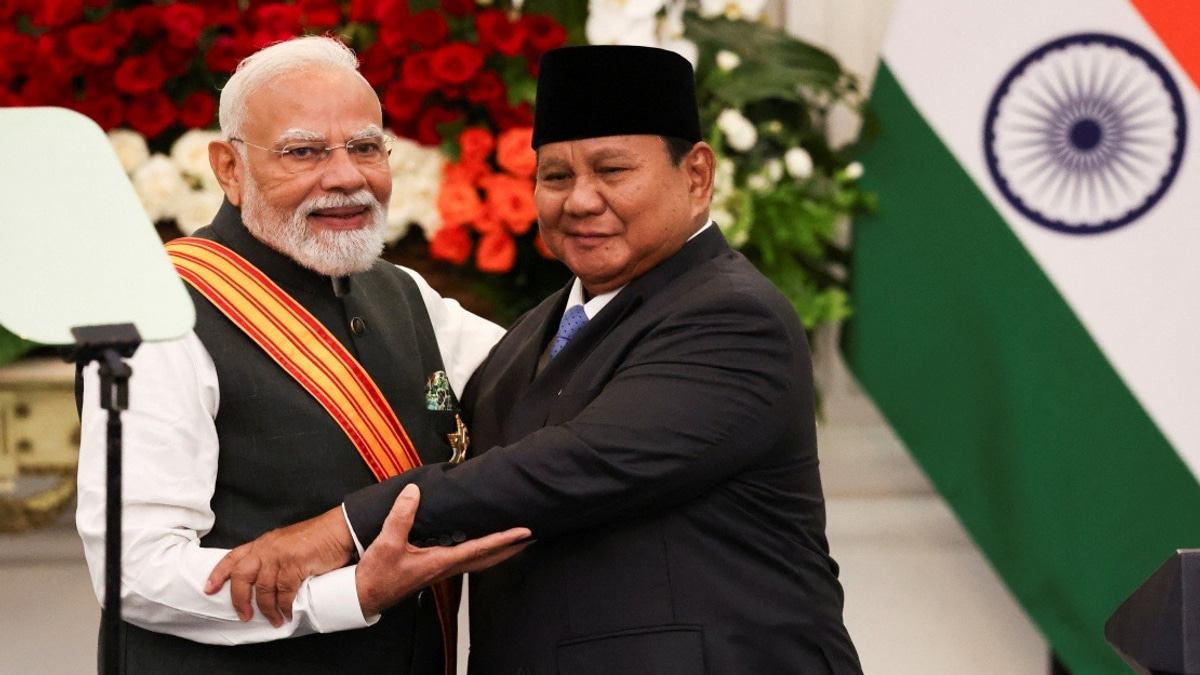 Indonesia Bestows Highest Honour on Indian PM Modi During Historic State Visit