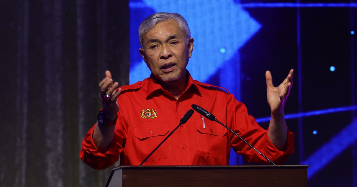 Zahid Says PM Has Authority to Remove Underperforming BN Ministers