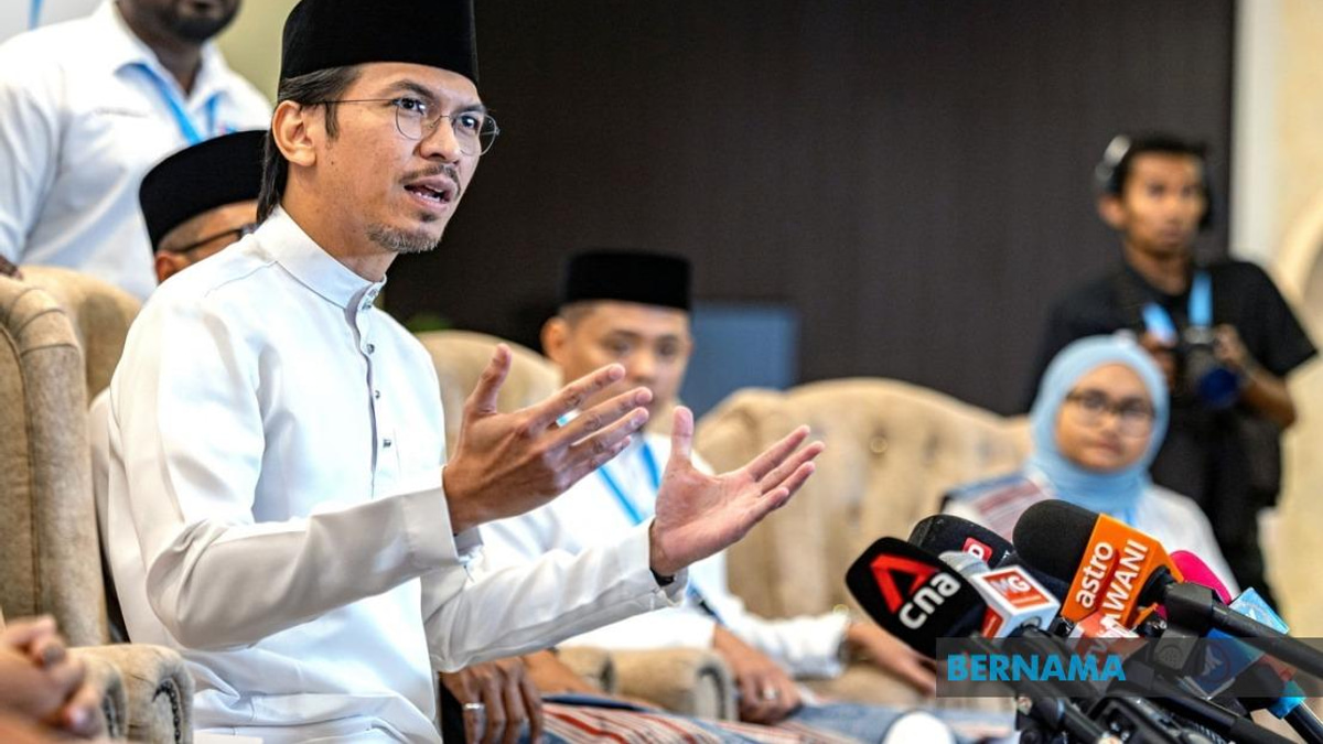 PKR Dismisses Member Exodus as Insignificant Amid Party Restructuring