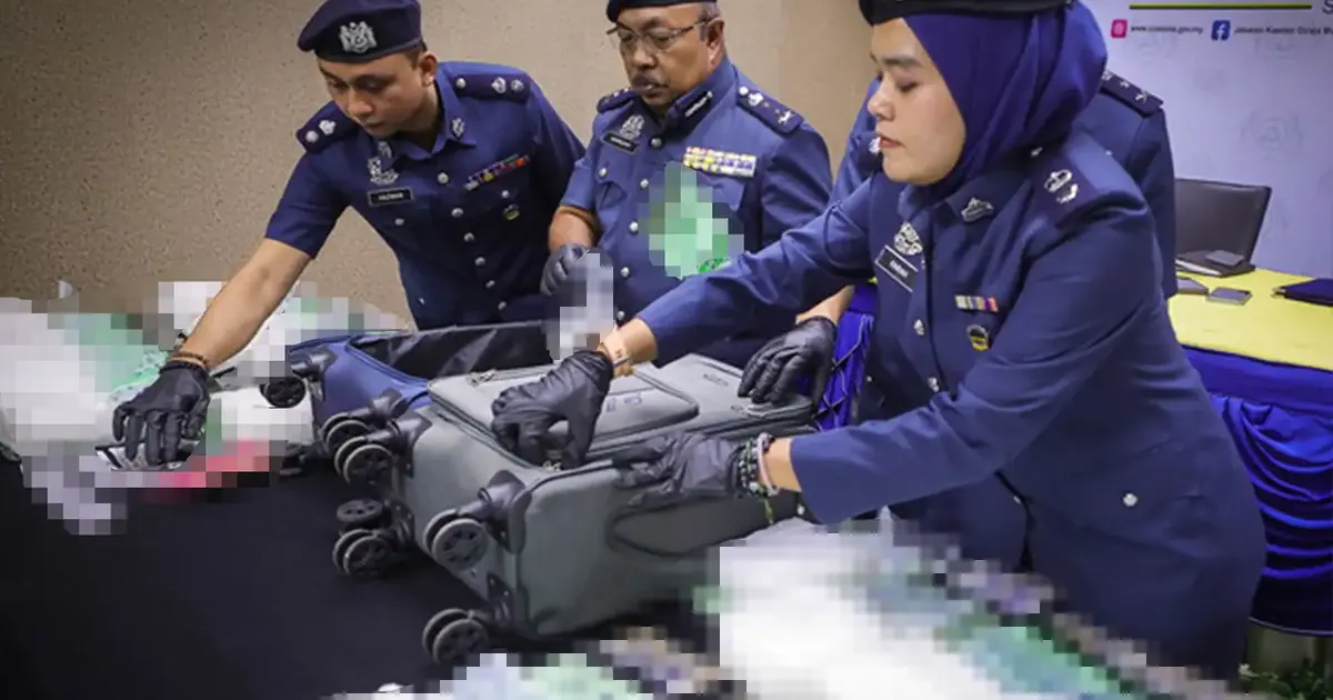 Two men arrested at Kuching airport with RM1.32 million in narcotics