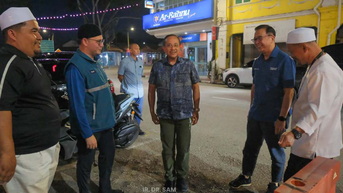 Perikatan Chief Dismisses Talk of Pas-BN Alliance Ahead of Johor Election