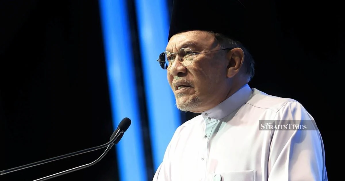 Muar District Office Refutes Allegations of Blocking PM Anwar's Campaign Venue