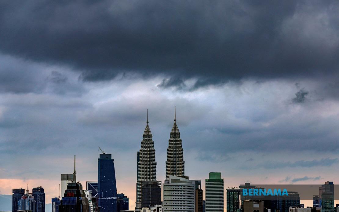 MetMalaysia Issues Severe Weather Alert for Greater KL Region and Eight States