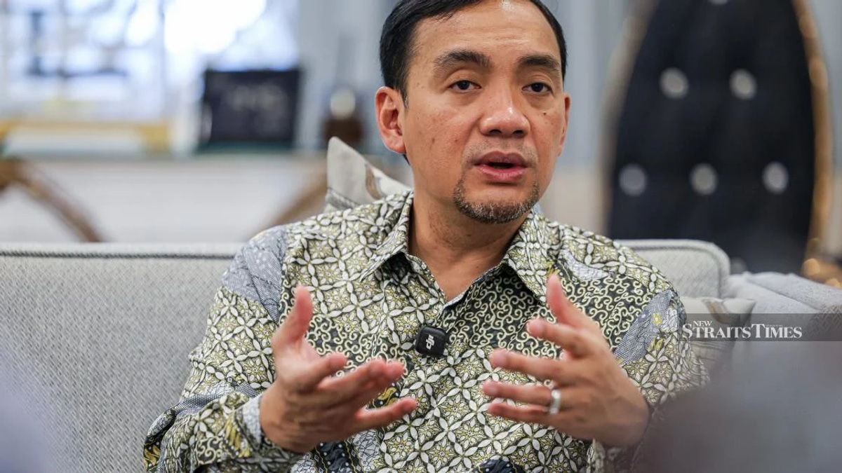Johor's Onn Hafiz Rules Out DAP Coalition, Citing Ideological Divide