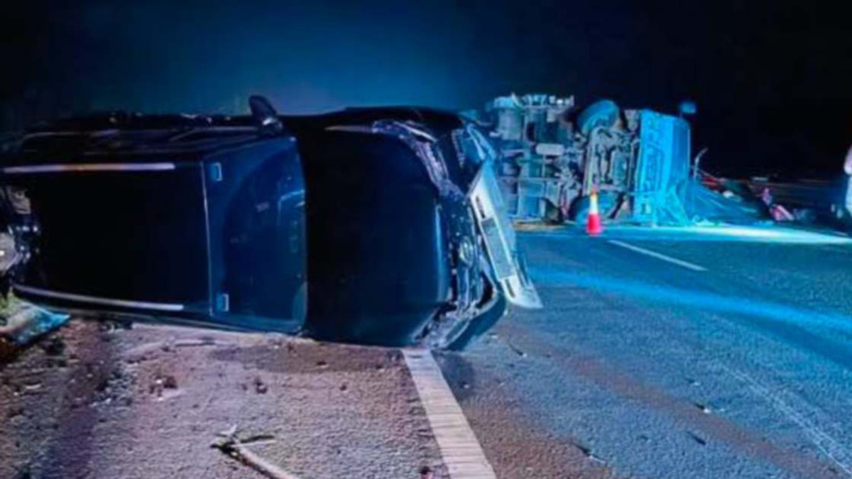 Deputy PM's Media Team Escapes Critical Injuries in East Coast Expressway Pile-Up