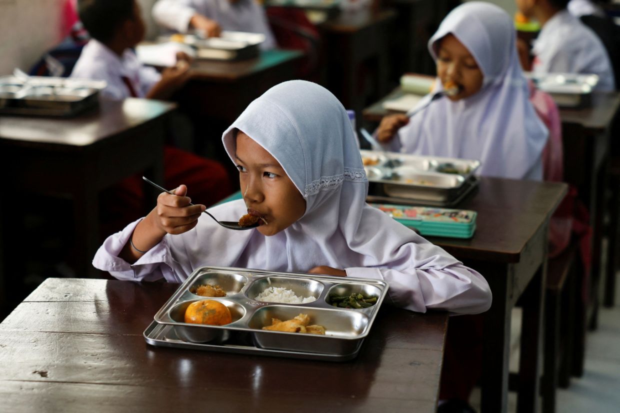 Indonesia's Education Law Overhaul Sparks Fears Over Free Meals Funding Revival