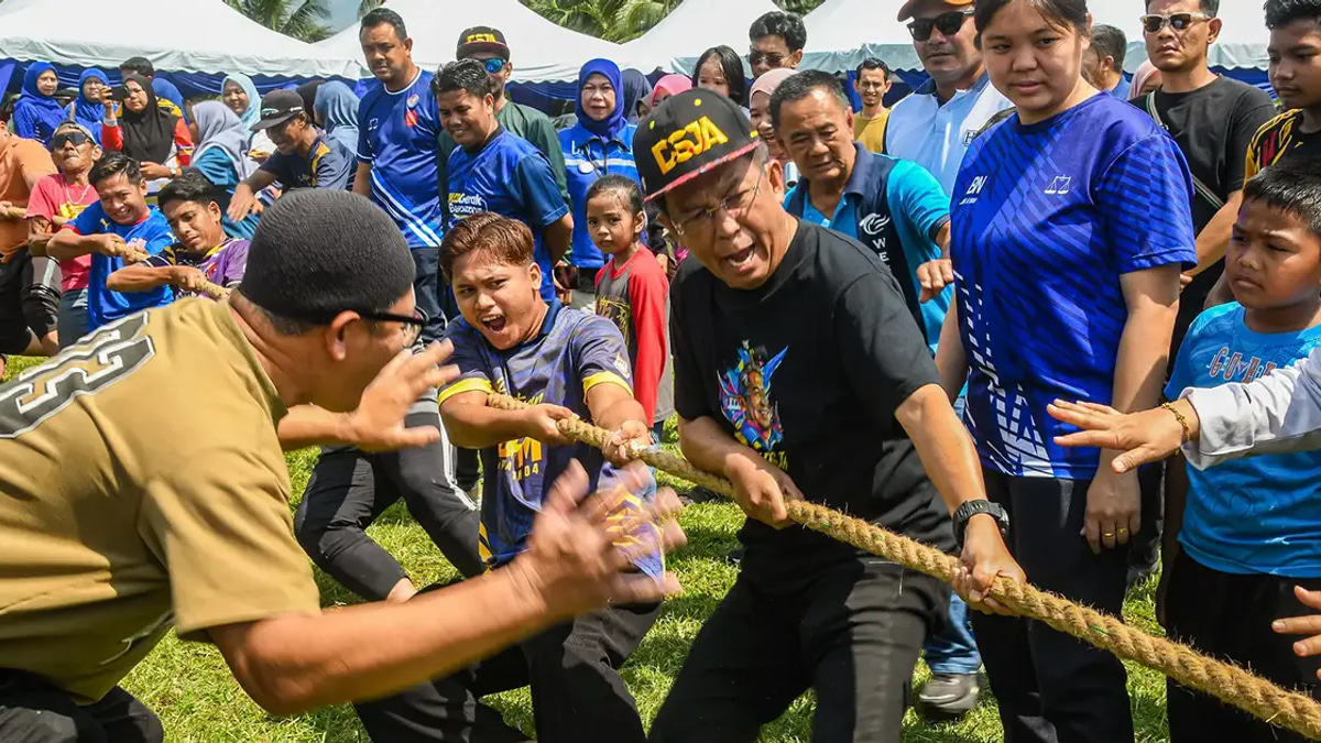 PN Offers Negeri Sembilan Menteri Besar Post to BN Ahead of Election