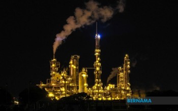 Malaysia Must Balance Energy Security With Fiscal Prudence on Petroleum Reserves, Says Economist