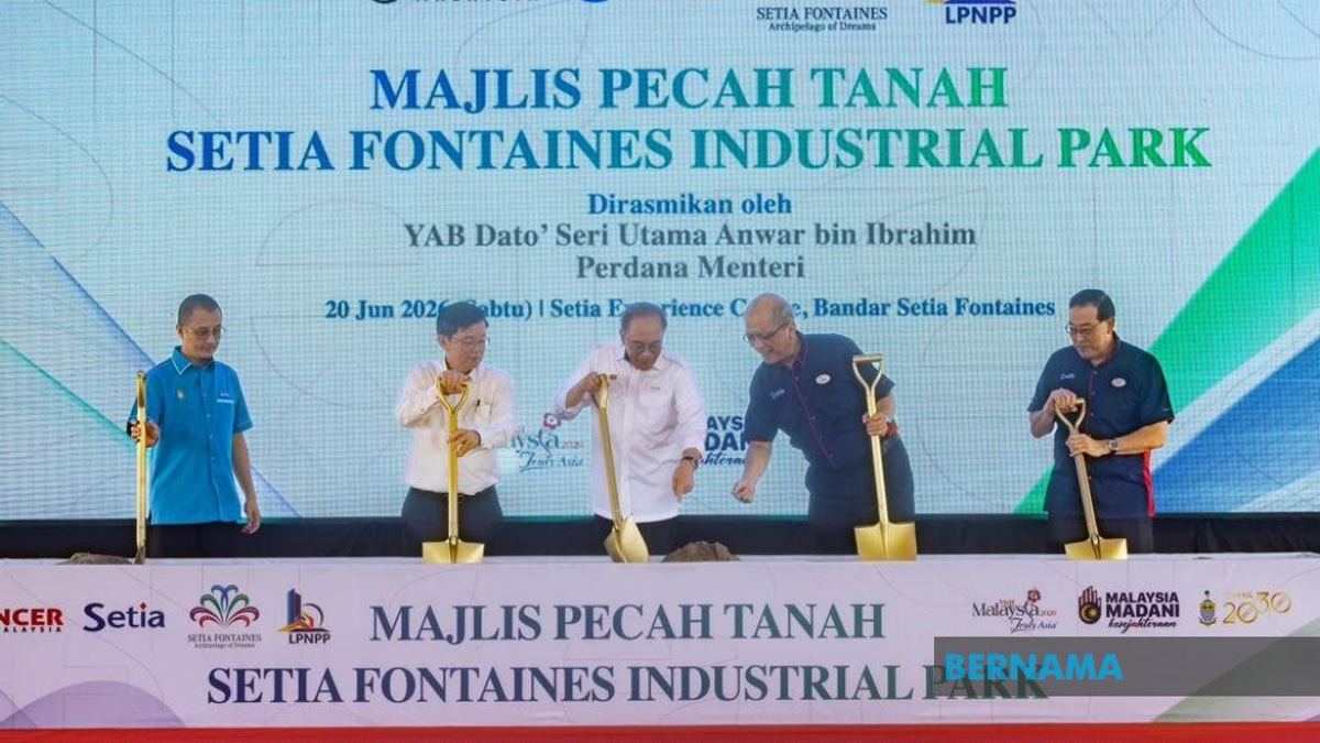 Development Must Benefit Middle and Lower-Income Groups, Anwar Stresses at Industrial Park Launch