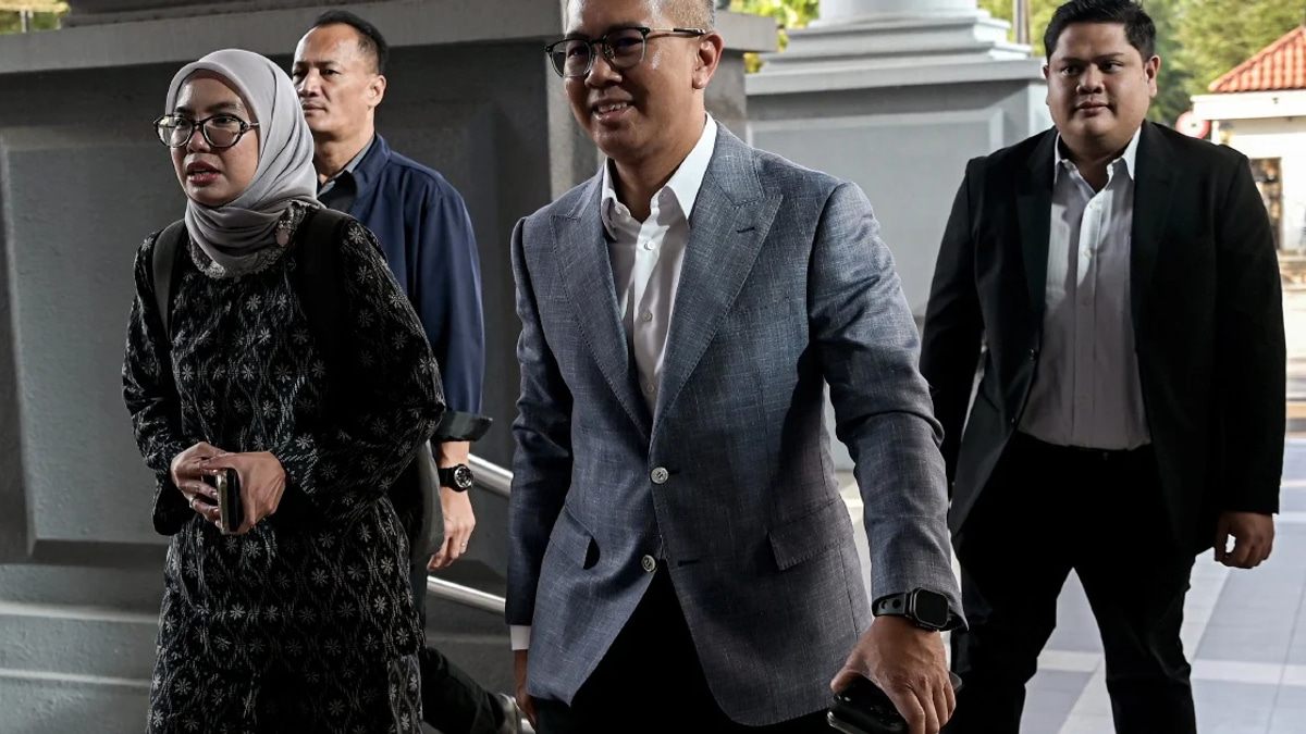 Muhyiddin Cleared of Interference in Jana Wibawa Project Awards