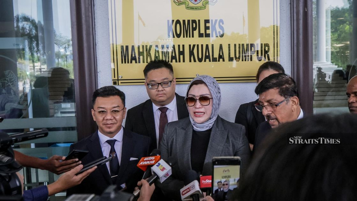Seven years of waiting ends: Zizie Izette acquitted in RM2.8 million graft case involving late husband Bung Moktar