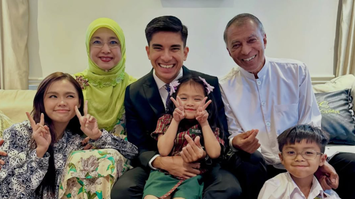 Syed Saddiq acquitted in Federal Court; brother quips about wedding feast