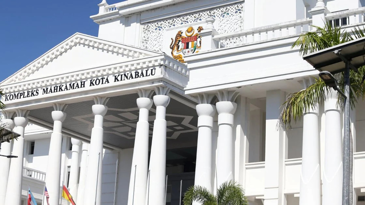 Handwriting Expert Affirms Doubts Over Zara Mahathir Journal Entries