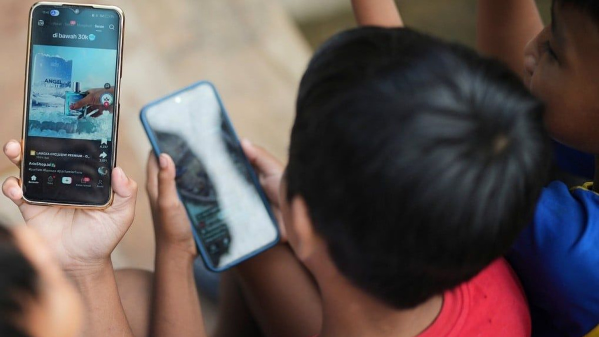 Indonesia Removes Five Million Child Accounts, Opts for Redesigned Platforms Over Age Bans
