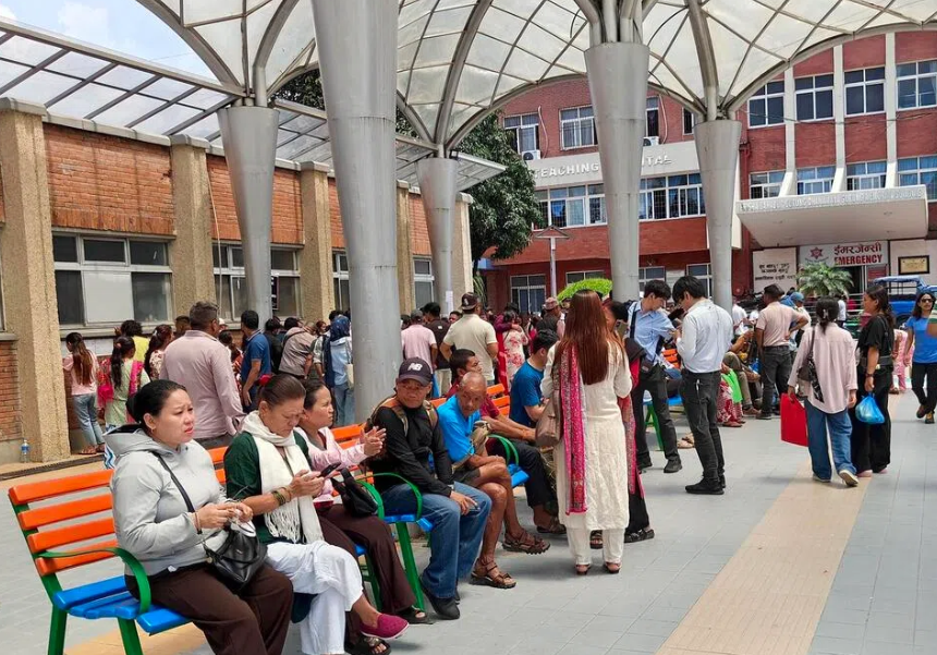 Nepal Flood Death Toll Crosses 500 as Desperate Families Search Hospitals for Missing Loved Ones
