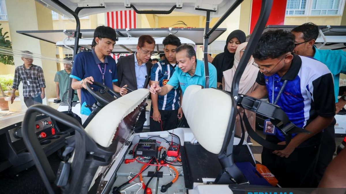 Kelantan Polytechnic Achieves Breakthrough With First Solar-Powered Buggy Cars