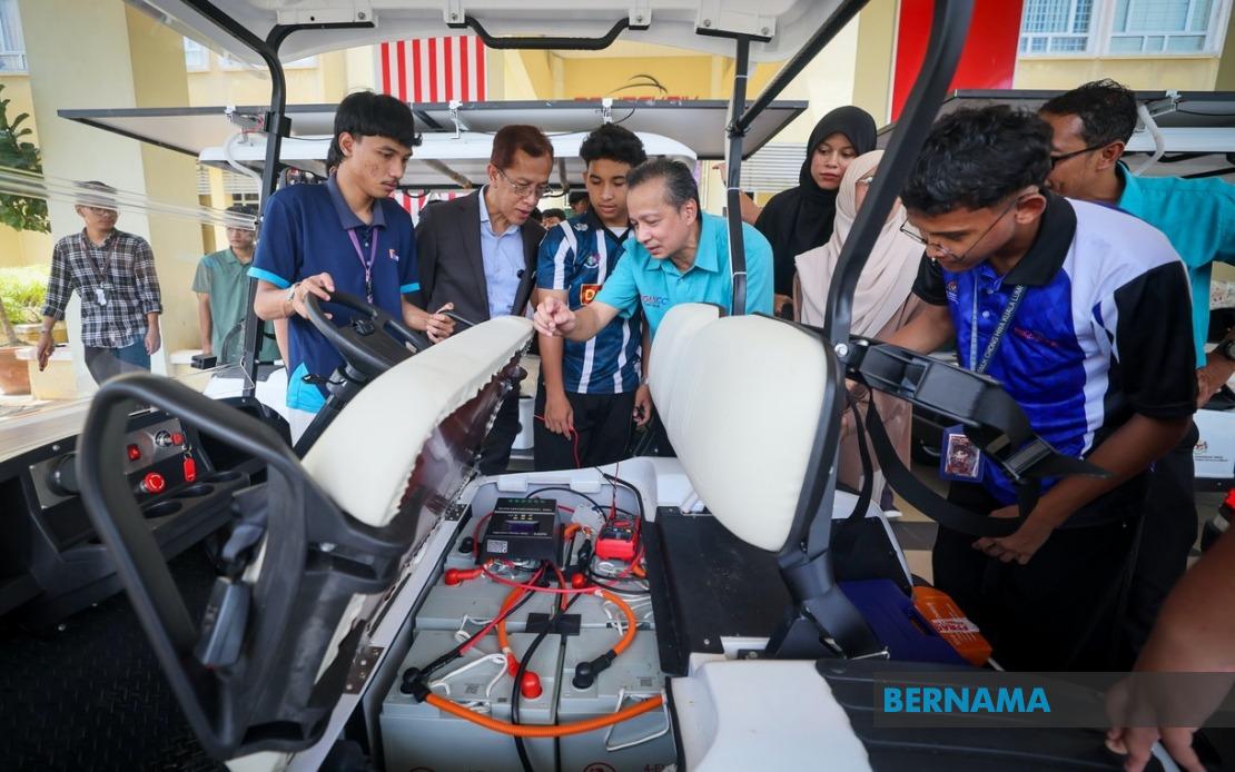 Kelantan Polytechnic Achieves Breakthrough With First Solar-Powered Buggy Cars