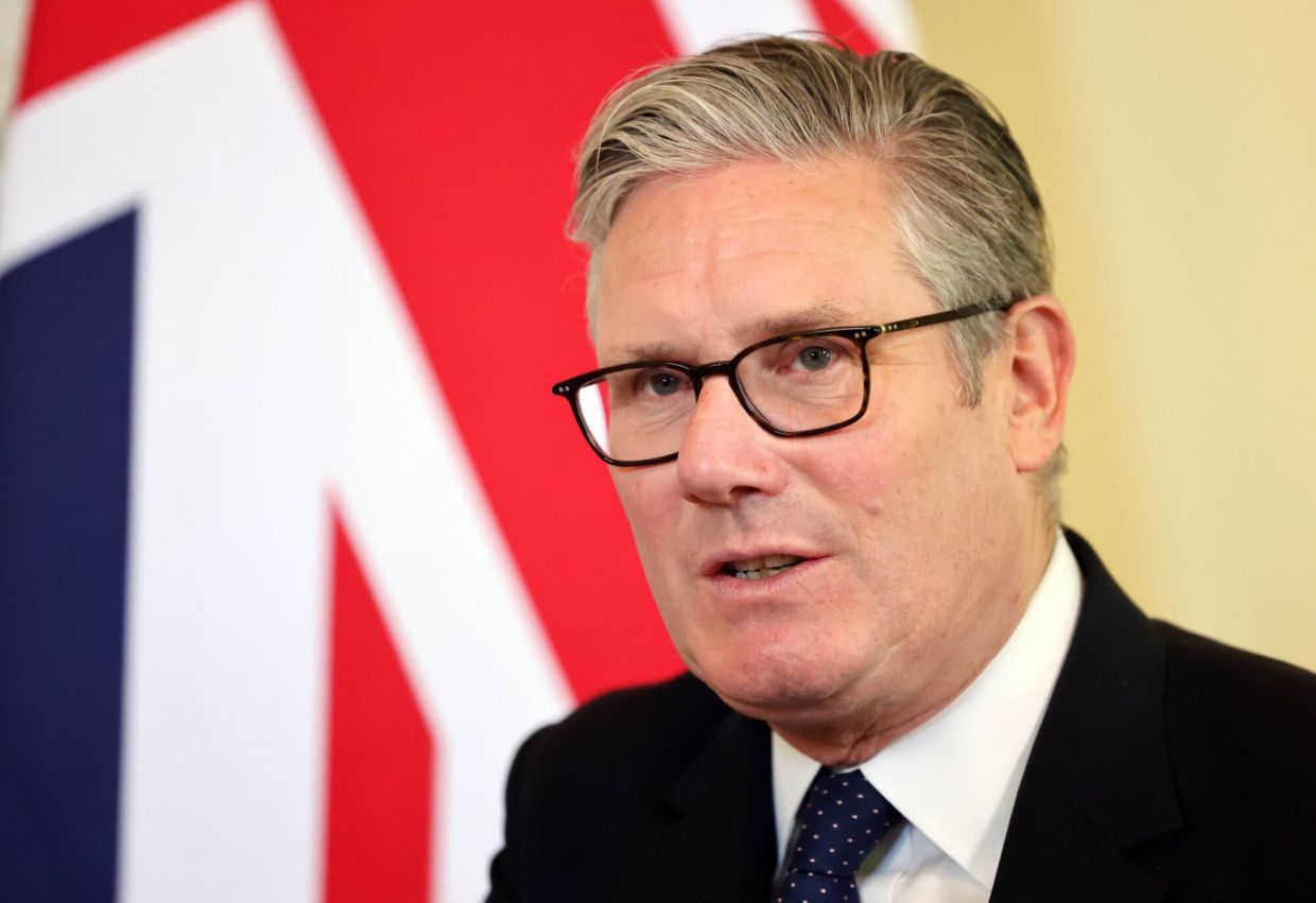 Starmer to announce social media ban for under-16s ahead of G7 summit